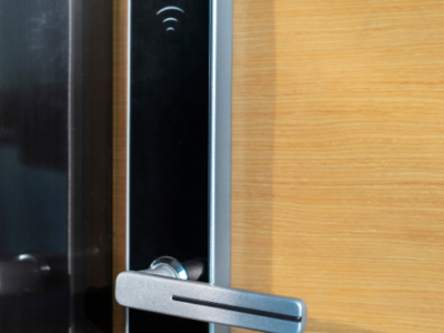 Smart Locks vs. Regular Locks: Which is Right for Your Home?